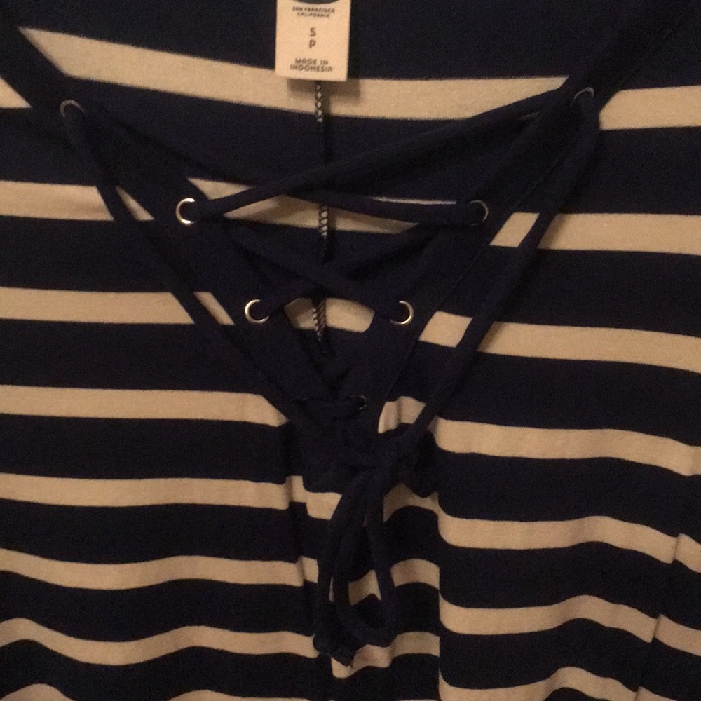 Old Navy Striped Lace Front Swing Dress Sz-S - Picture 3 of 7